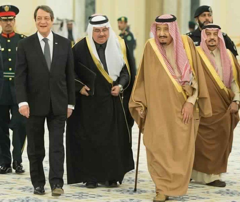 نيكوس اناستسياديس نيكوس اناستسياديس