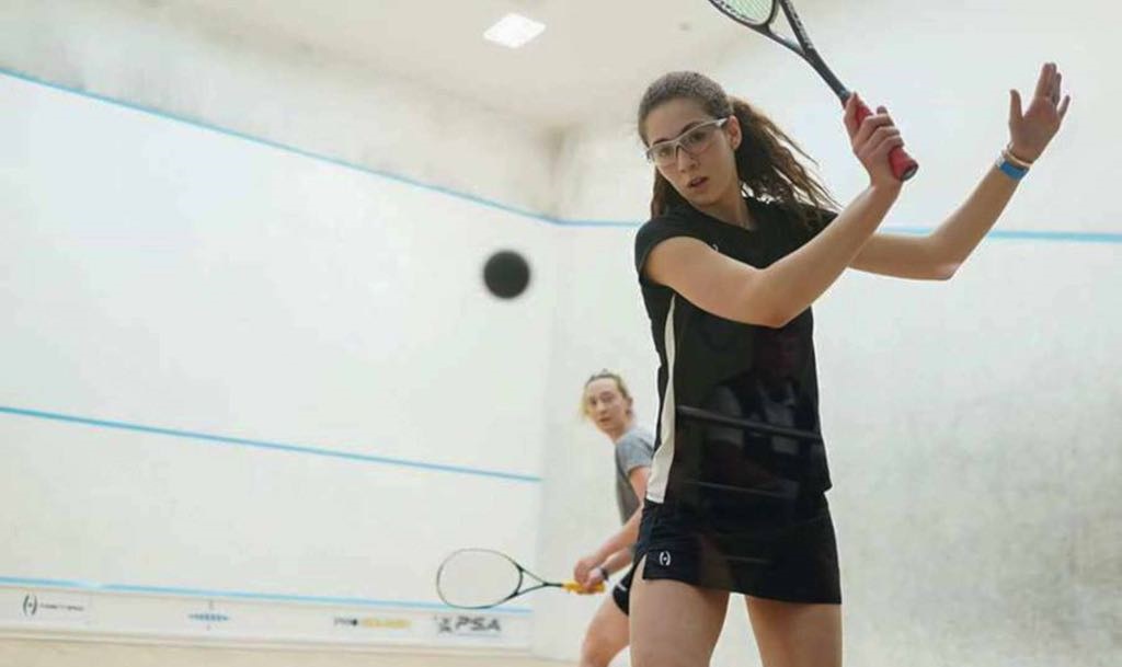  لاعبة الاسكواش جنا شيحة