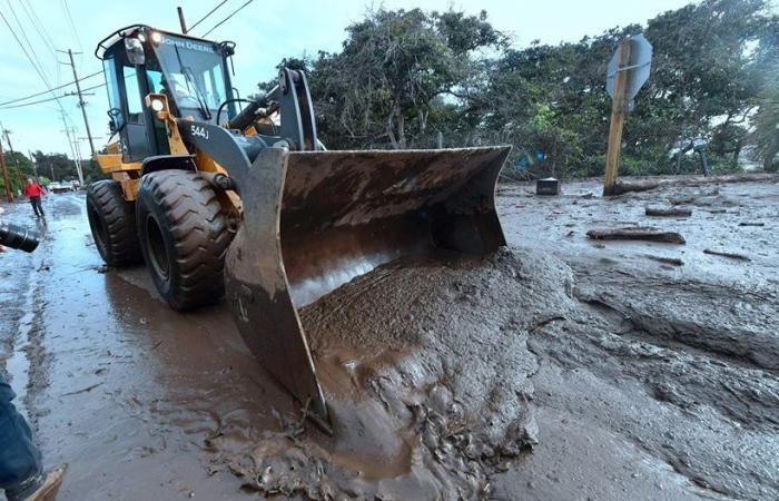 الانهيارات الطينية في كاليفورنيا 