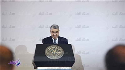 الدكتور محمد شاكر وزير الكهرباء 