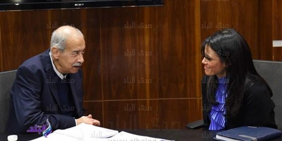 وزيرة السياحة وزيرة السياحة