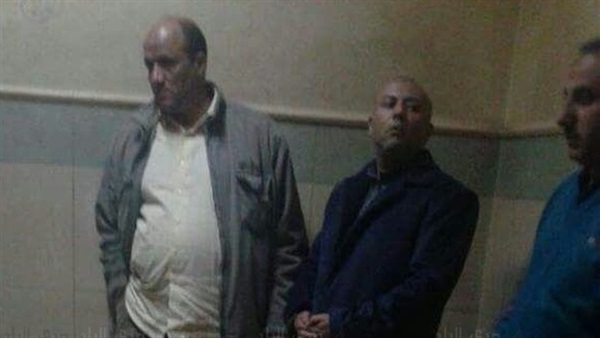 محافظ المنوفية أثناء نظر تجديد حبسه محافظ المنوفية أثناء نظر تجديد حبسه