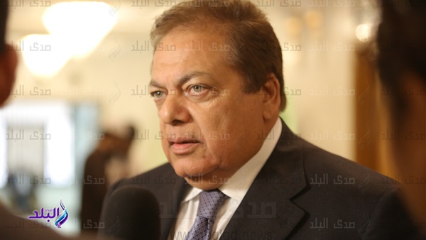  رجل الأعمال محمد أبو العينين