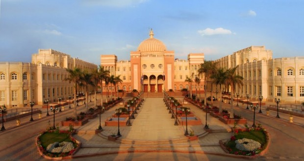 جامعة بريطانية في مصر 