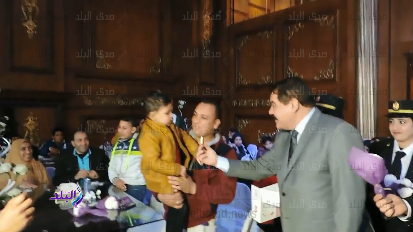 الاحتفال بأسر شهداء الشرطة الاحتفال بأسر شهداء الشرطة