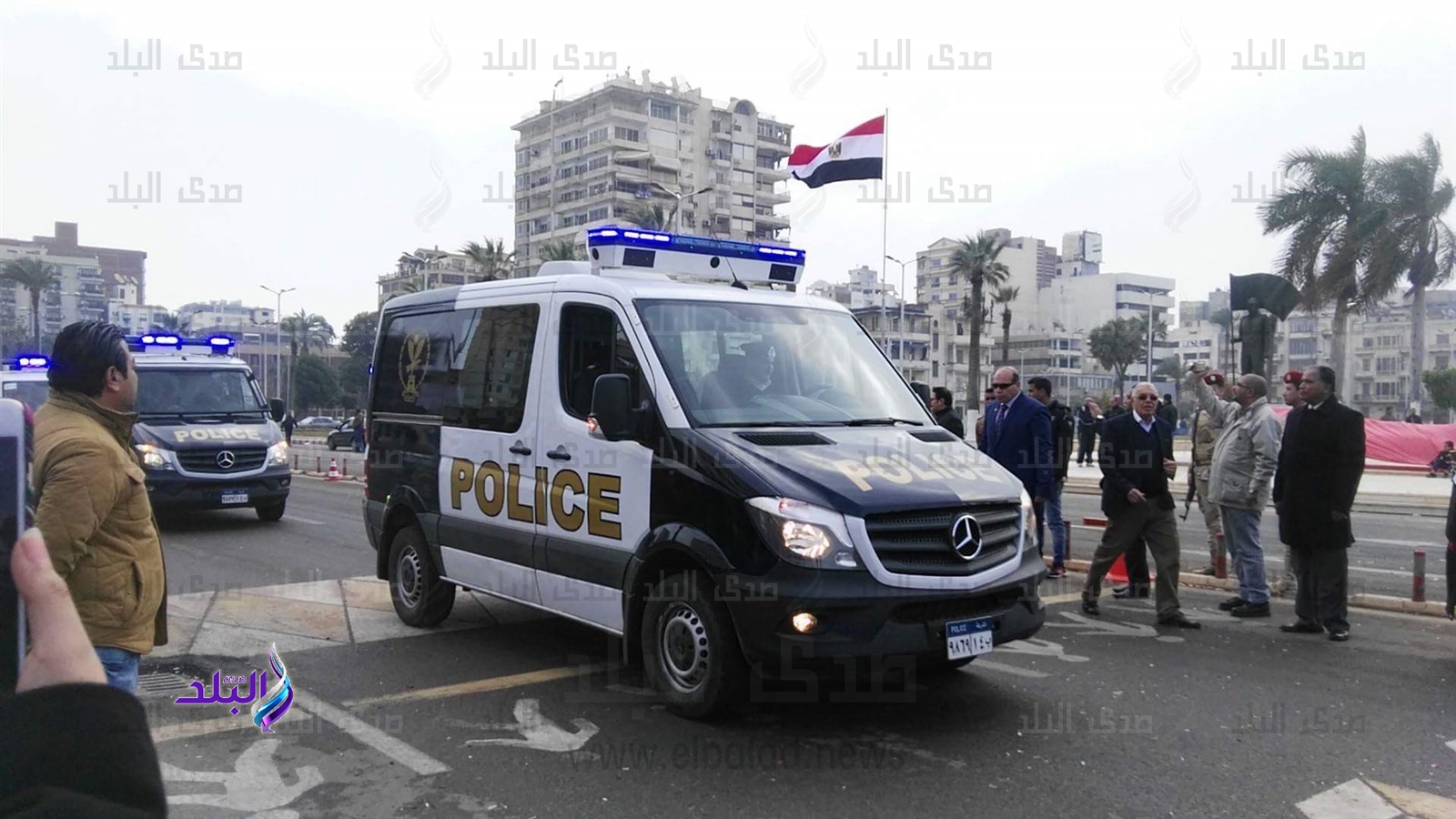 مديرية أمن بورسعيد تستعرض سيارتها الجديدة بميدان الشهداء مديرية أمن بورسعيد تستعرض سيارتها الجديدة بميدان الشهداء