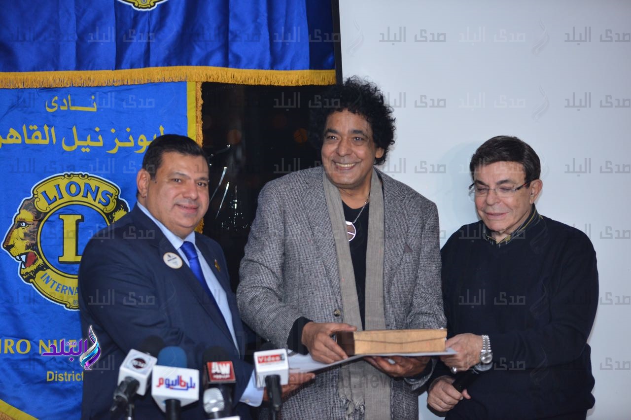 تكريم محمد منير