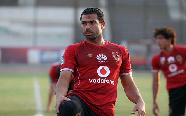 أحمد فتحي لاعب الفريق الأول لكرة القدم بالنادى الأهلي
