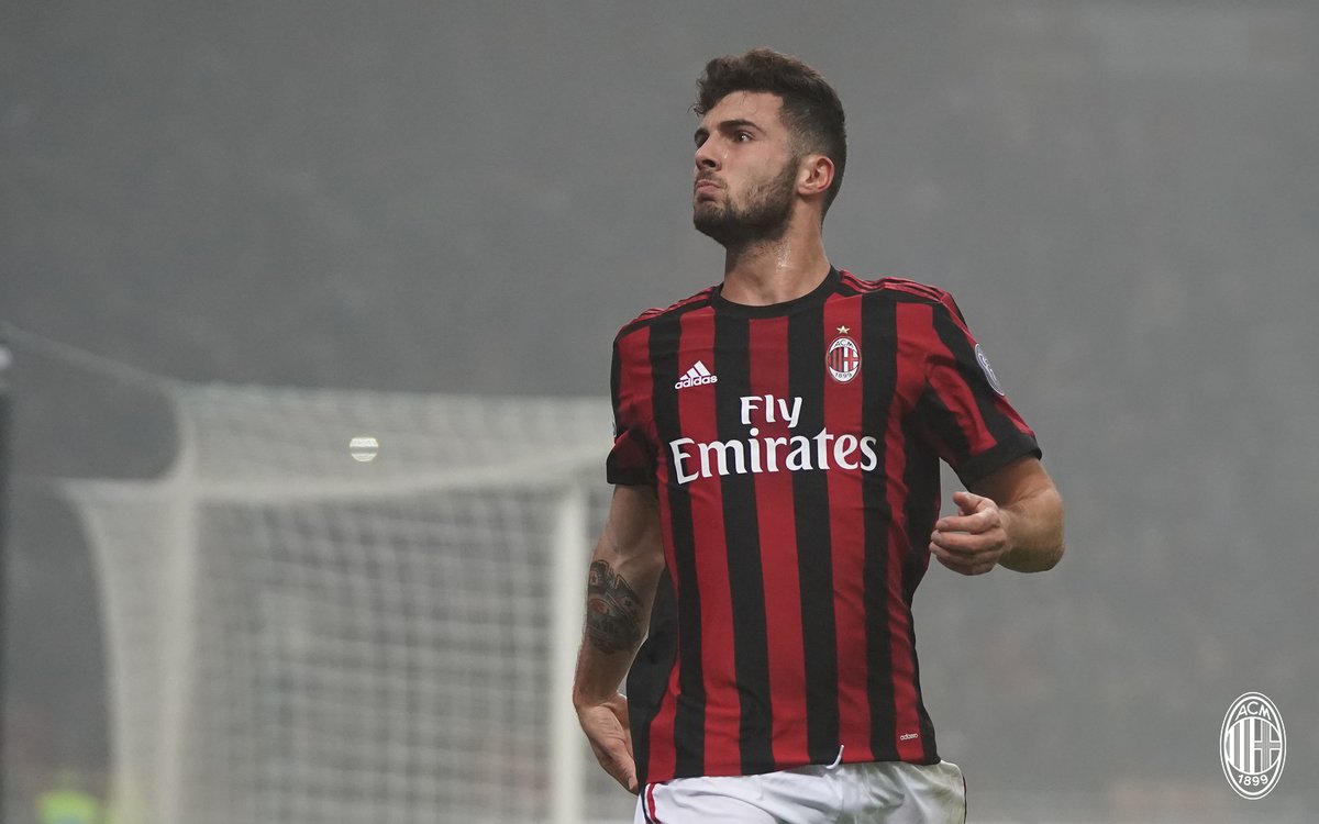 كوتروني لاعب ميلان 