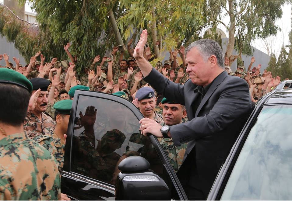 العاهل الأردني يفتتح متحف الدبابات الملكي