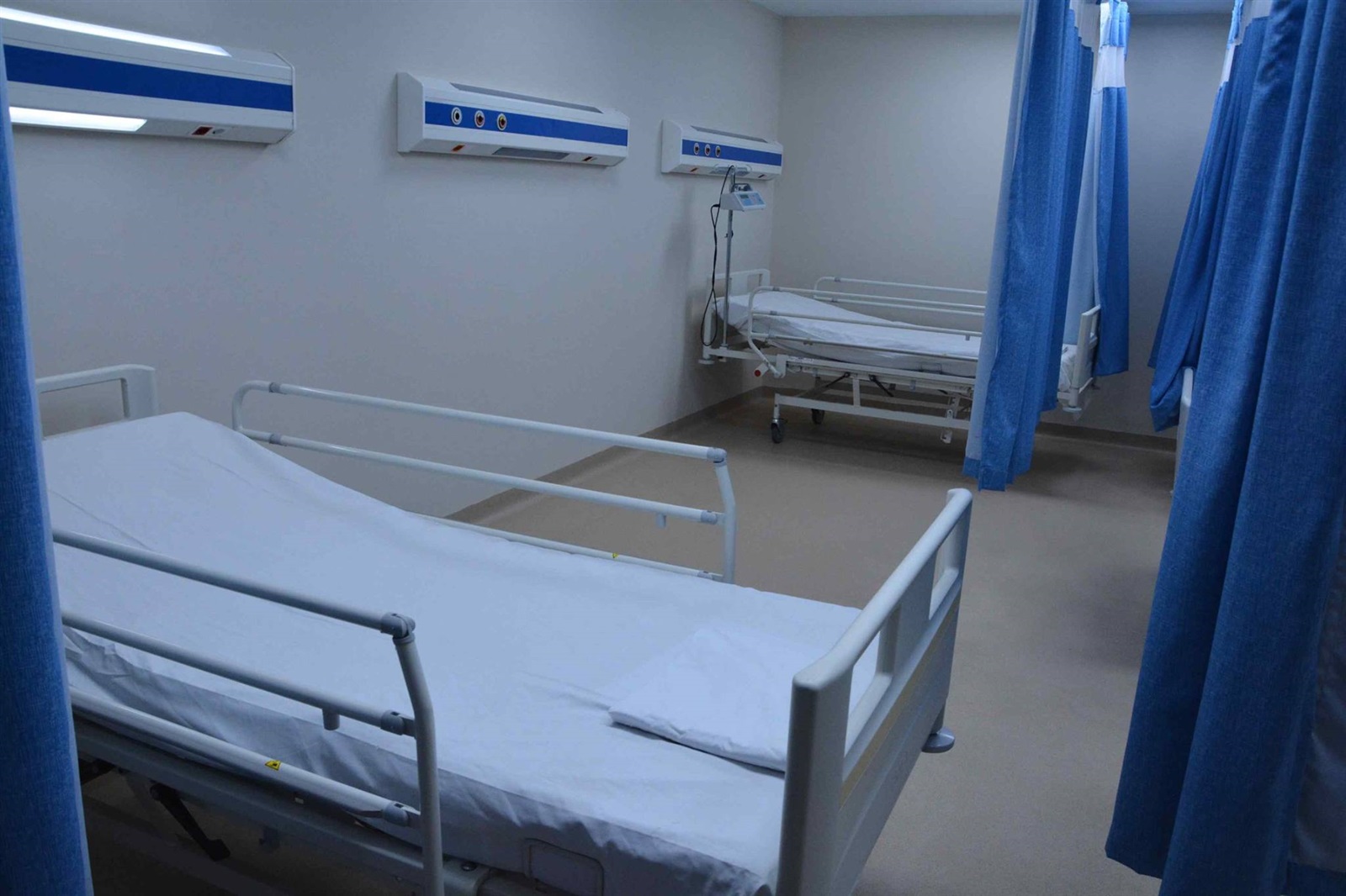 مستشفى ديرمواس