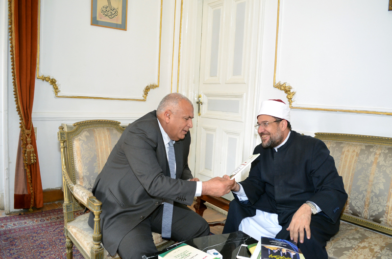 وزير الأوقاف وزير الأوقاف