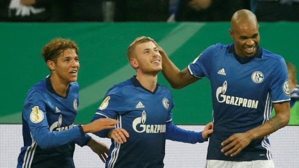 ماكس ماير لاعب شالكه ماكس ماير لاعب شالكه