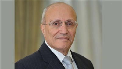 اللواء محمد العصار وزير الانتاج الحربي اللواء محمد العصار وزير الانتاج الحربي
