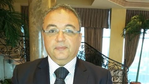 أحمد شطا مدير مكتب الخارجية بمطار القاهرة