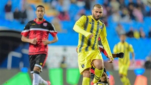 عماد متعب لاعب الاهلي 