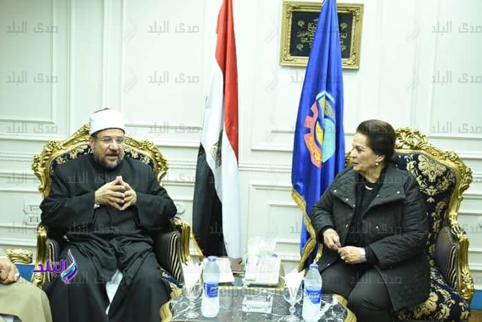 نادية عبده محافظ البحيرة والدكتور  محمد مختار جمعة