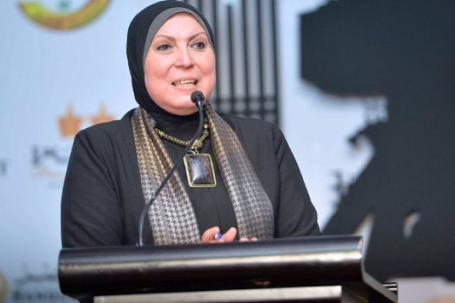 نيفين جامع نيفين جامع