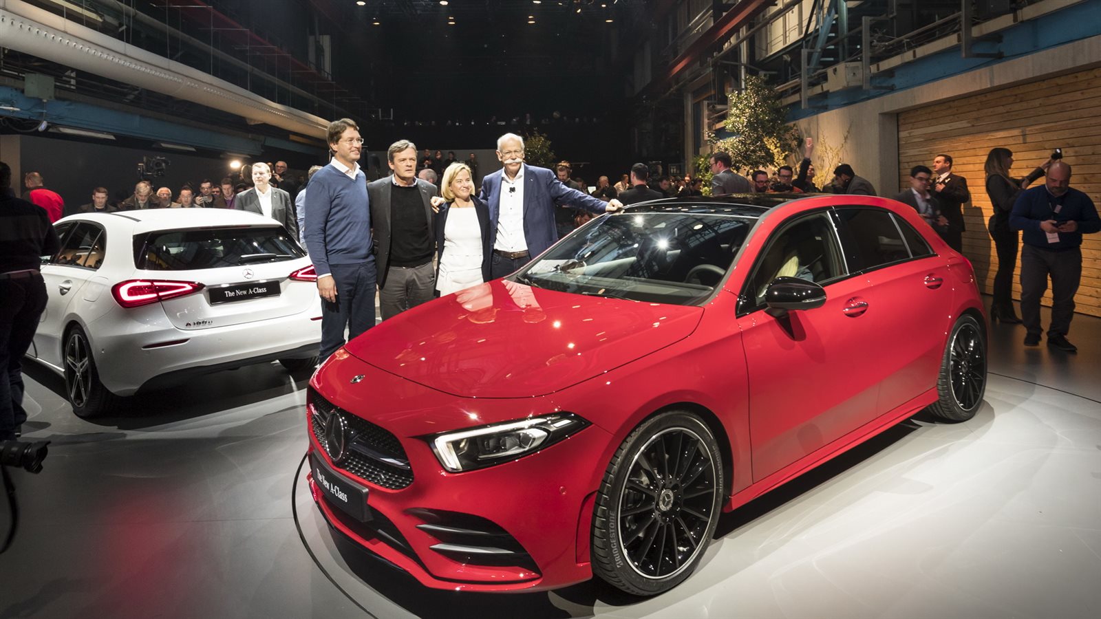 Mercedes تكشف عن الجيل الجديد من A-Class موديل 2019 الأكث Mercedes تكشف عن الجيل الجديد من A-Class موديل 2019 الأكث