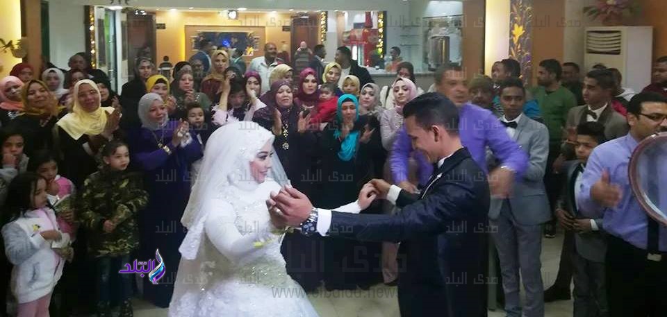 صورة للعروسين
