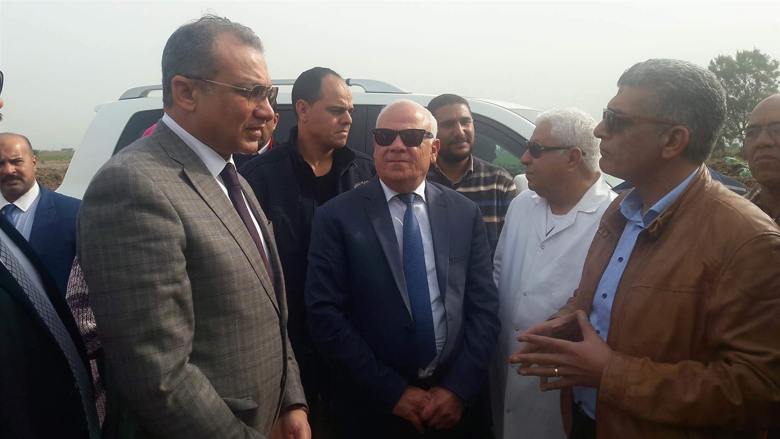 محافظ بورسعيد ومدير صندوق العشوائيات محافظ بورسعيد ومدير صندوق العشوائيات