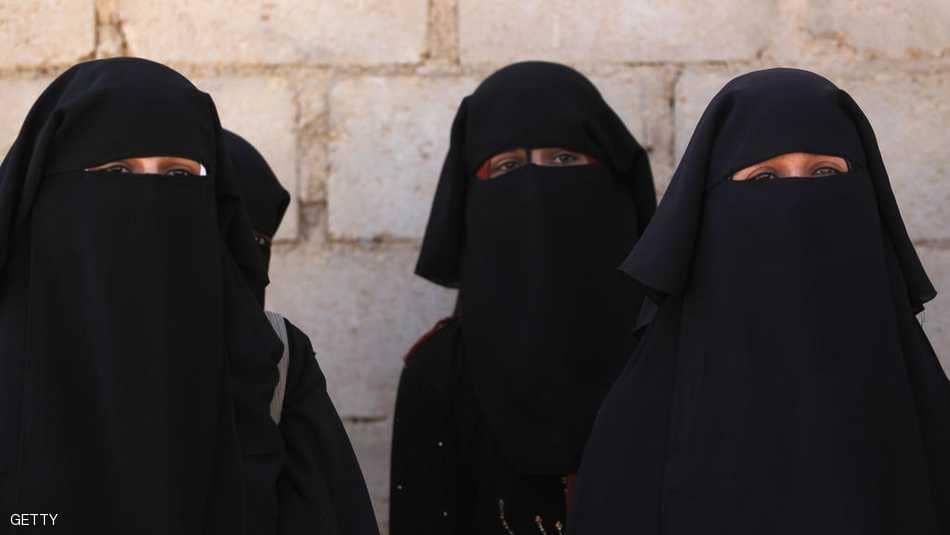 منع ارتداء النقاب منع ارتداء النقاب
