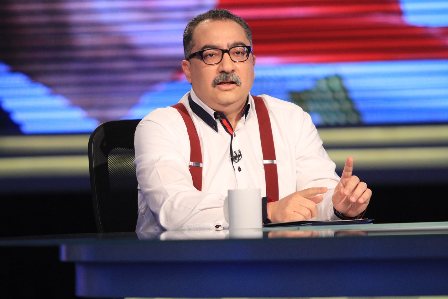 الإعلامي إبراهيم عيسى الإعلامي إبراهيم عيسى