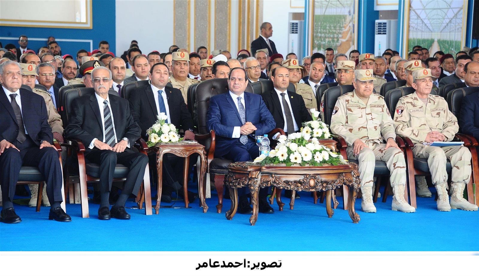 صورة للرئيس أثناء افتتاح اليوم