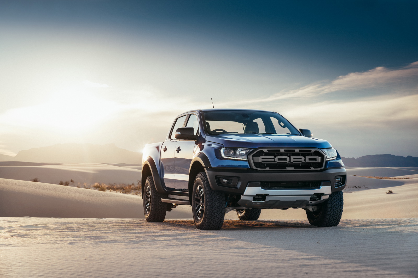 Ford تكشف عن سيارتها الجديدة كليا Ranger فئة Raptor 2 Ford تكشف عن سيارتها الجديدة كليا Ranger فئة Raptor 2