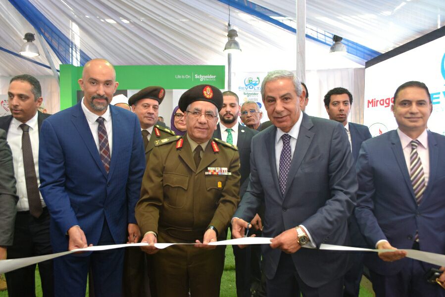  جانب من الافتتاح 