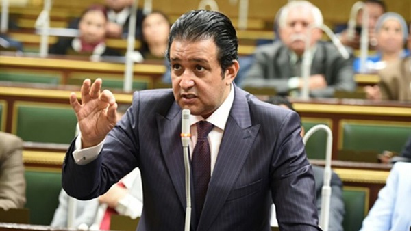 النائب علاء عابد رئيس لجنة حقوق الانسان بالبرلمان