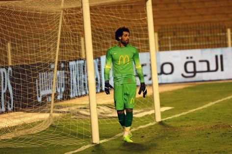 محمود ابوالسعود حارس مرمى المقاولون العرب