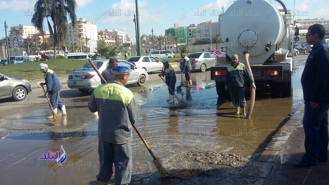 شفط مياه الامطار بالشوارع