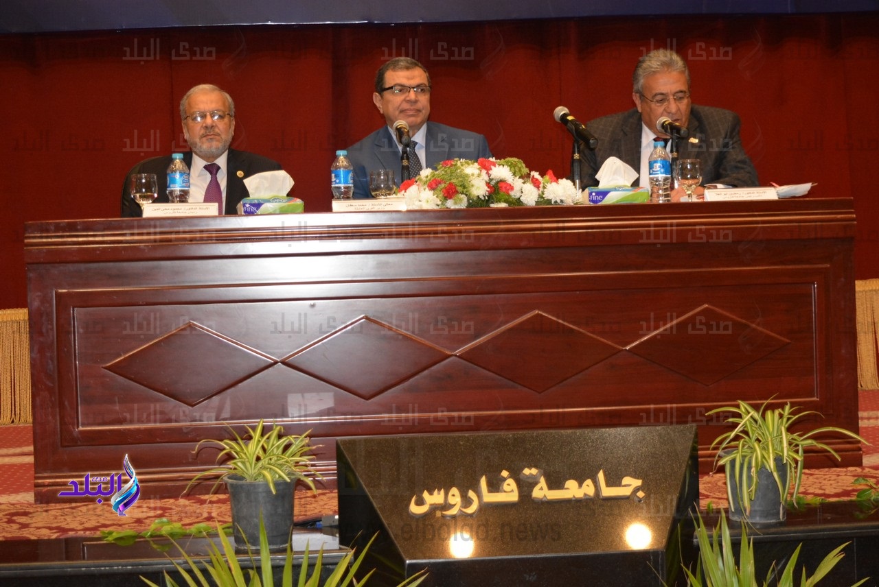 محمد سعفان وزير القوى العاملة 