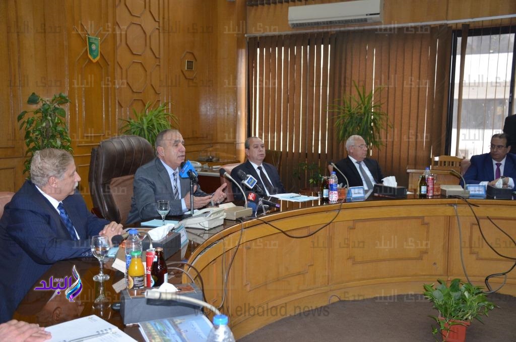 جانب من الحدث 