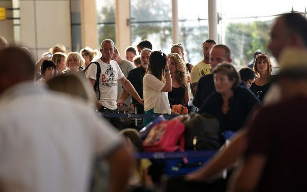 الروس يواصلون حجز الرحلات إلى مصر