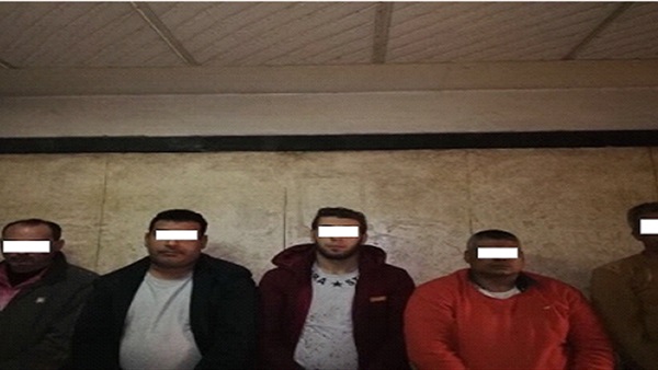 ضبط تشكيل عصابى تخصص في سرقة رواد البنوك بالجيزة