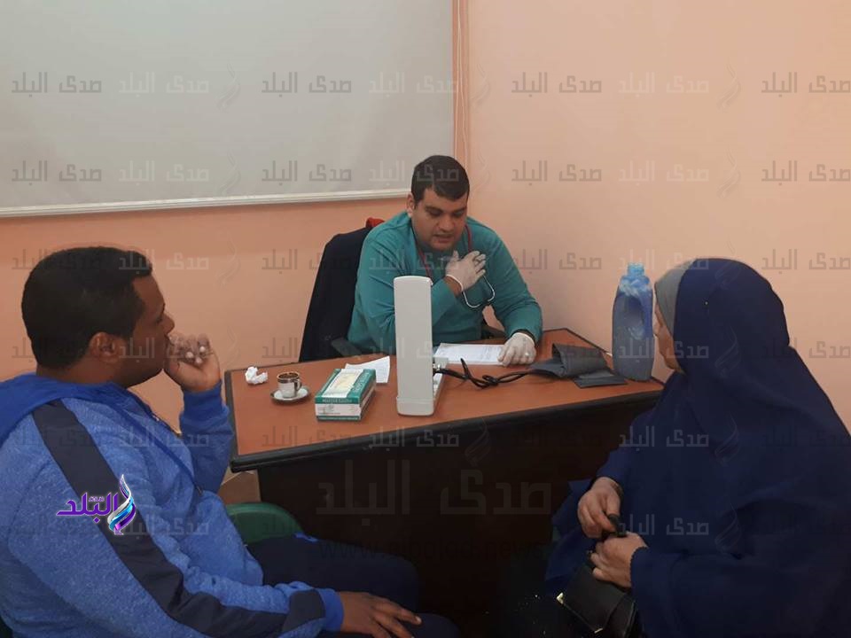 المواطنين في قافلة الطب الرياضي بمحافظة الوادي الجديد المواطنين في قافلة الطب الرياضي بمحافظة الوادي الجديد