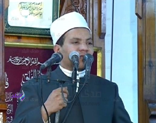  الشيخ محمد جمال عبد اللطيف إمام مسجد السيدة زينب
