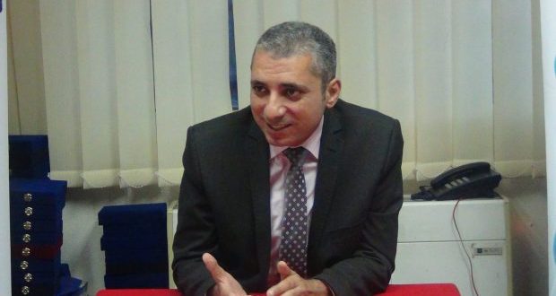 الدكتور محمد أنسي الشافعى نقيب صيادلة الاسكندرية