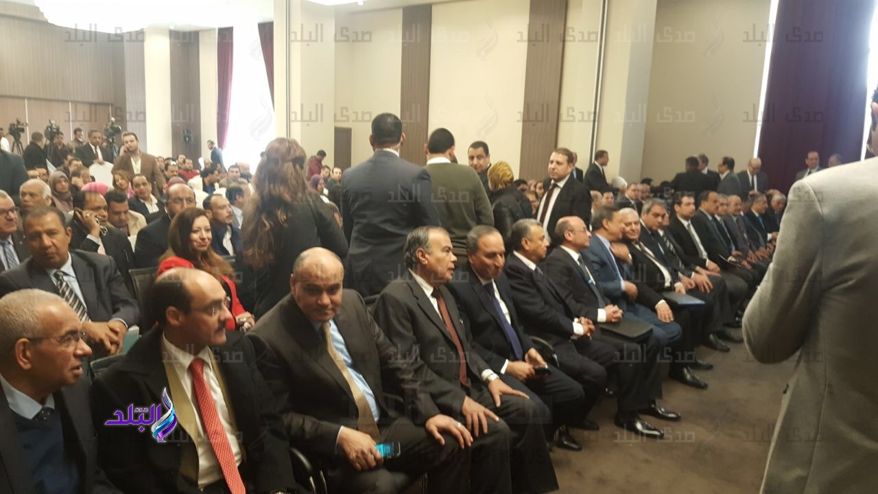 حلقة نقاشية للهيئة الوطنية للإنتخابات حلقة نقاشية للهيئة الوطنية للإنتخابات