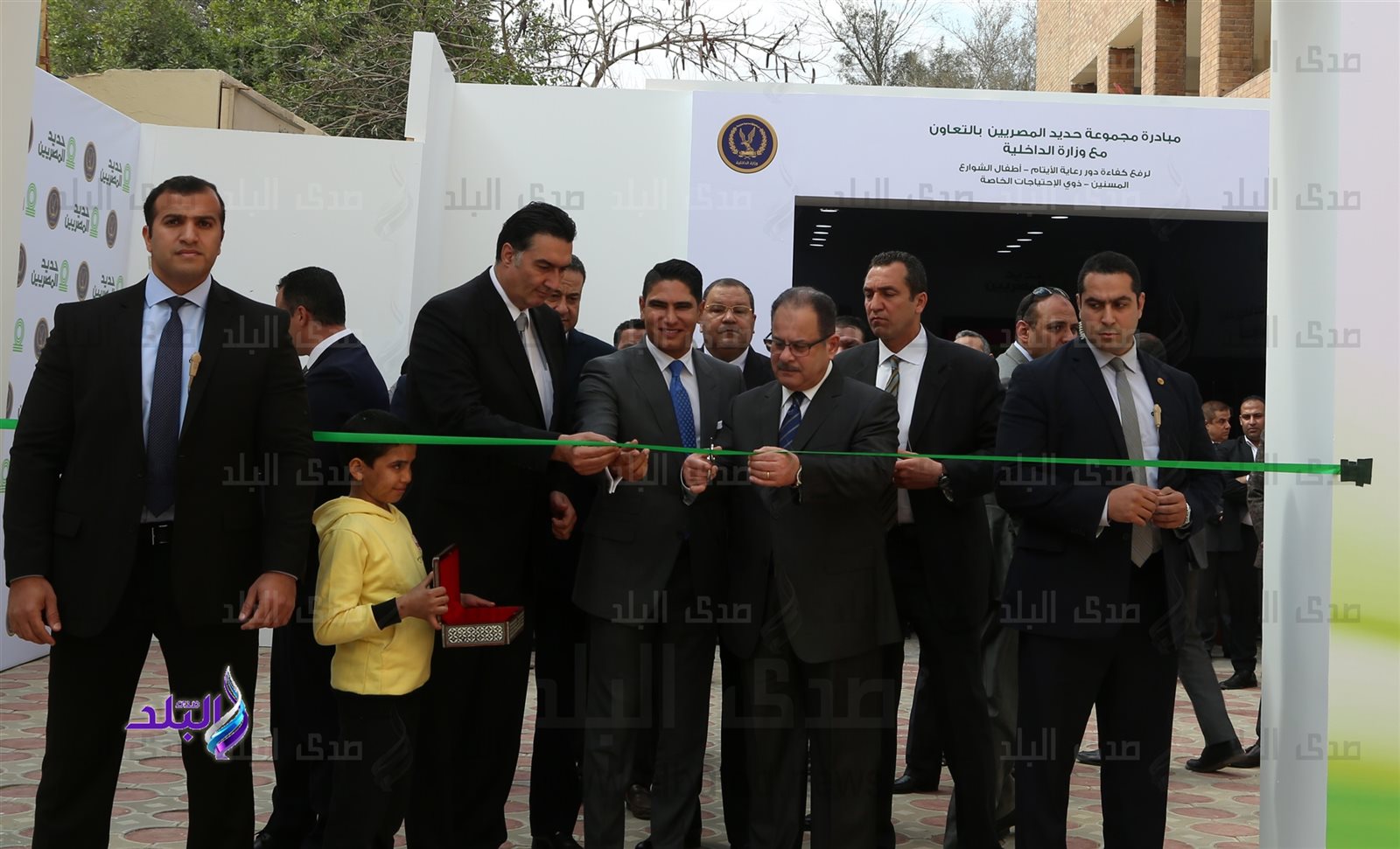 اللواء مجدى عبد الغفار وزير الداخلية في افتتاح اليوم اللواء مجدى عبد الغفار وزير الداخلية في افتتاح اليوم