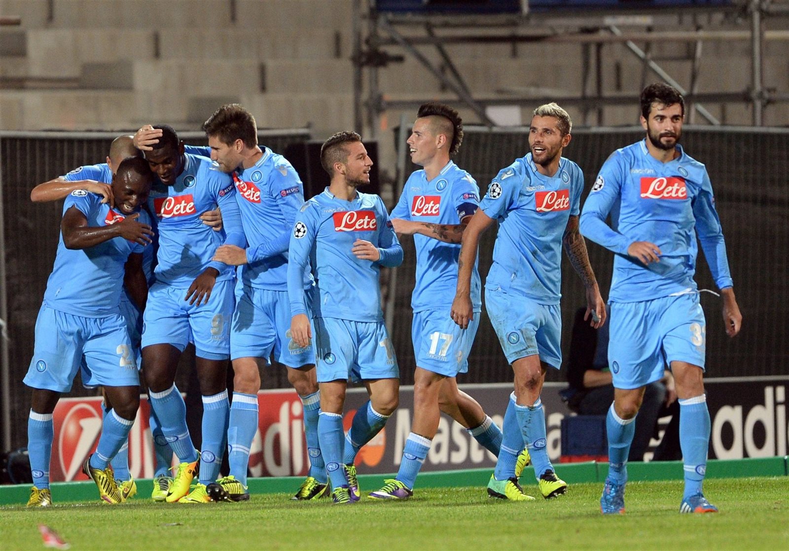 صورة أرشيفية للاعبي فريق نابولى 