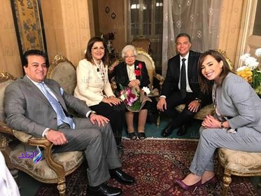 رشا نبيل تستضيف ناظرة 3 وزراء في حكومة شريف إسماعيل