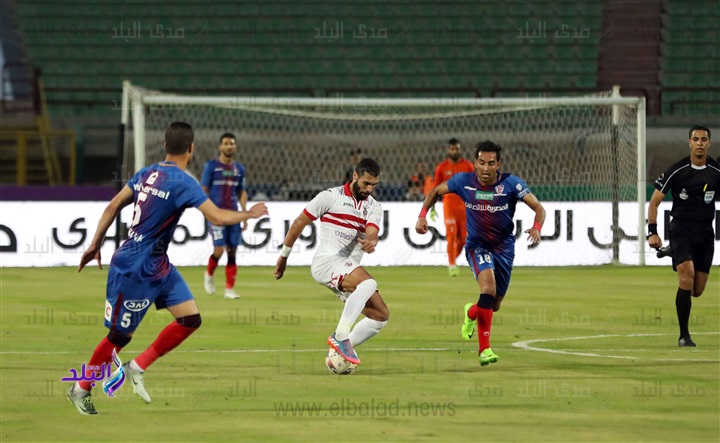 محمود عبد العزيز لاعب وسط الزمالك محمود عبد العزيز لاعب وسط الزمالك