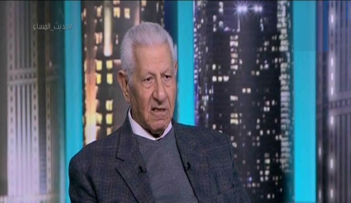 مكرم محمد أحمد 