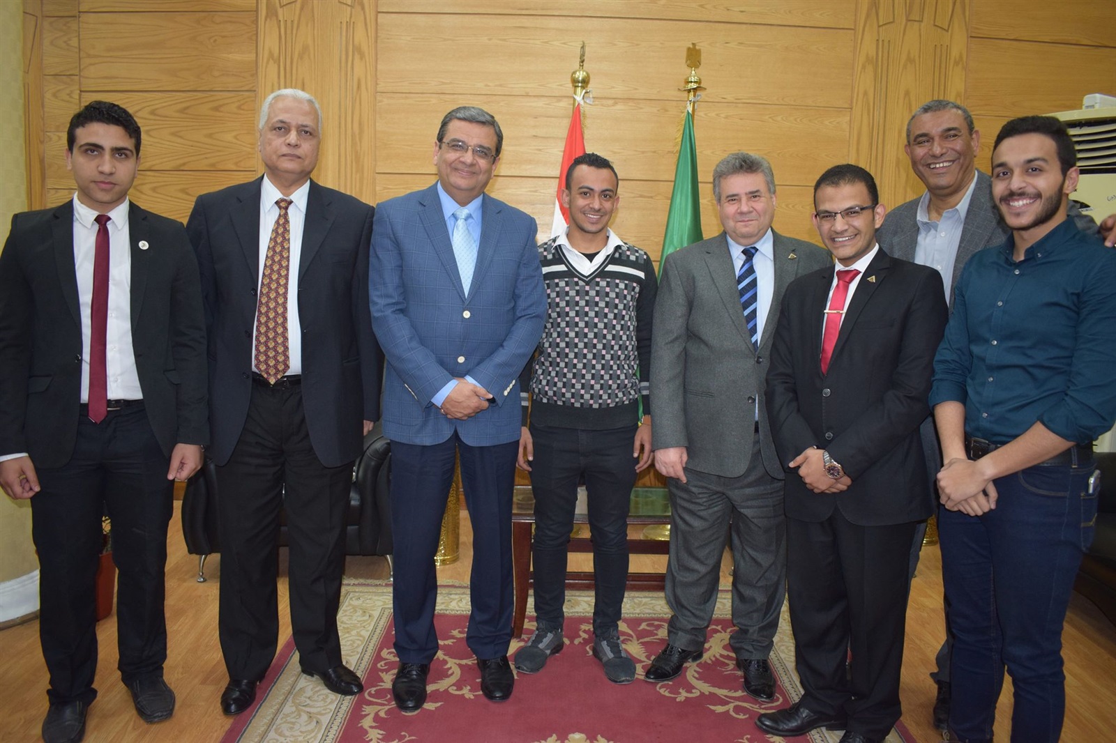 تكريم طلاب بنها الفائزين فى محاكاة الحكومة المصرية تكريم طلاب بنها الفائزين فى محاكاة الحكومة المصرية