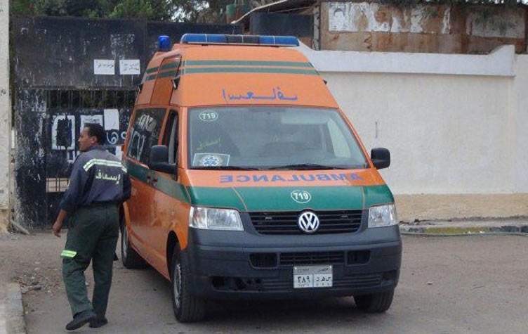 صورة أرشيفية - نقل مصابين صورة أرشيفية - نقل مصابين