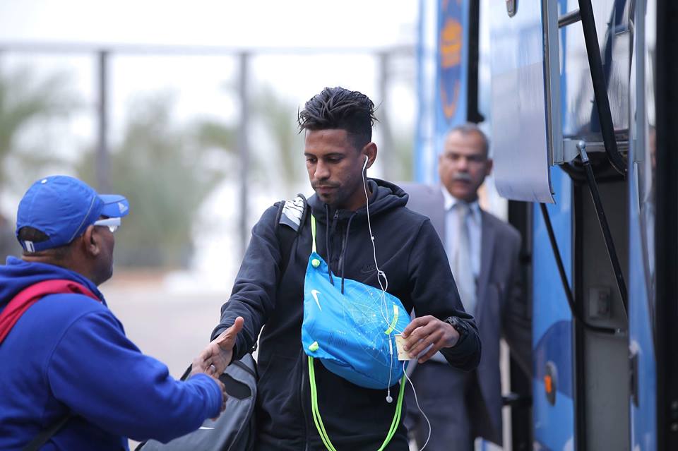 ﻭﺻﻮﻝ أﺗﻮﺑﻴﺲ ﻻﻋﺒﻲ ﺍﻟﻤﻘﺎﺻﺔ ﻻﺳﺘﺎﺩ ﺍﻟﻘﺎﻫﺮﺓ