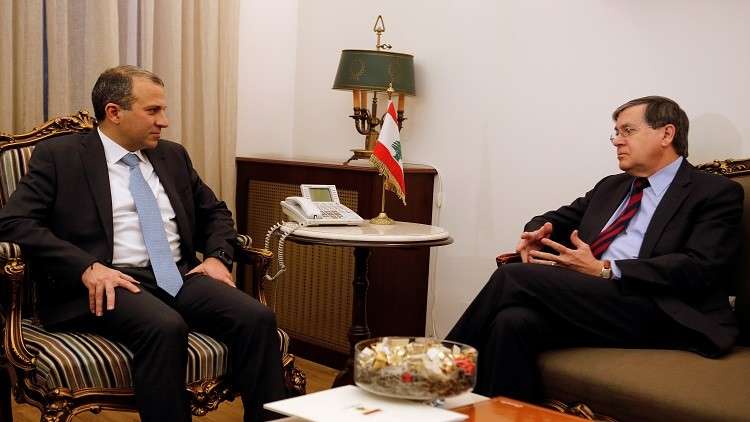 وزير الخارجية اللبناني جبران باسيل والوسيط الأمريكي ساترفيلد